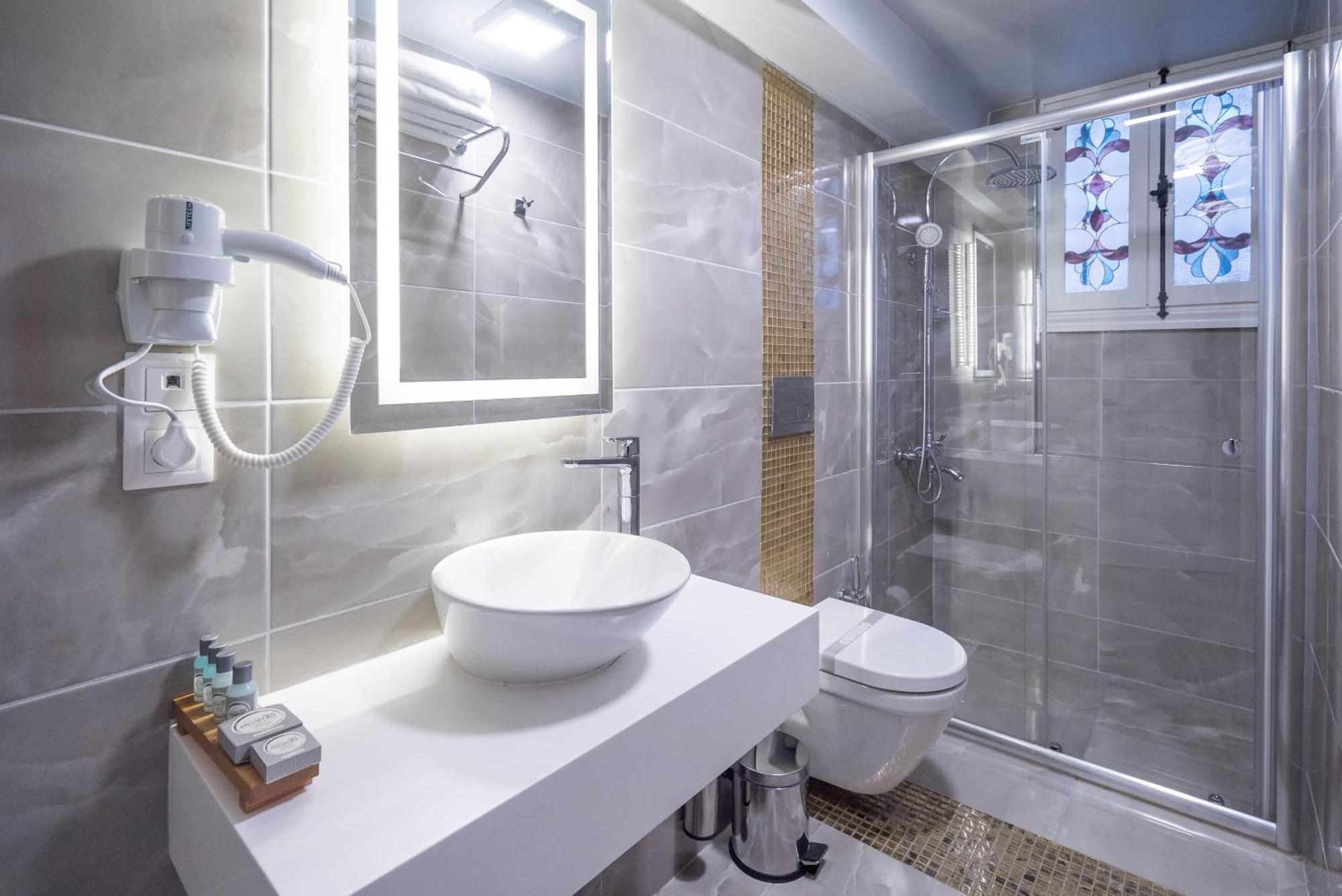 Best Pasaport Pier Otel Kadikoey Κωνσταντινούπολη Εξωτερικό φωτογραφία